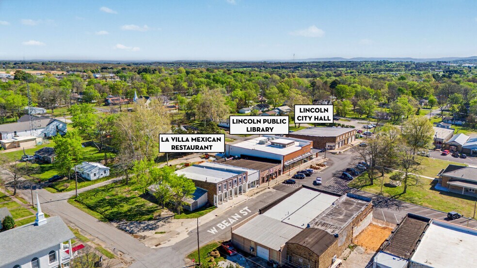 More Photos Of 113 W Bean St, Lincoln General Retail For Sale