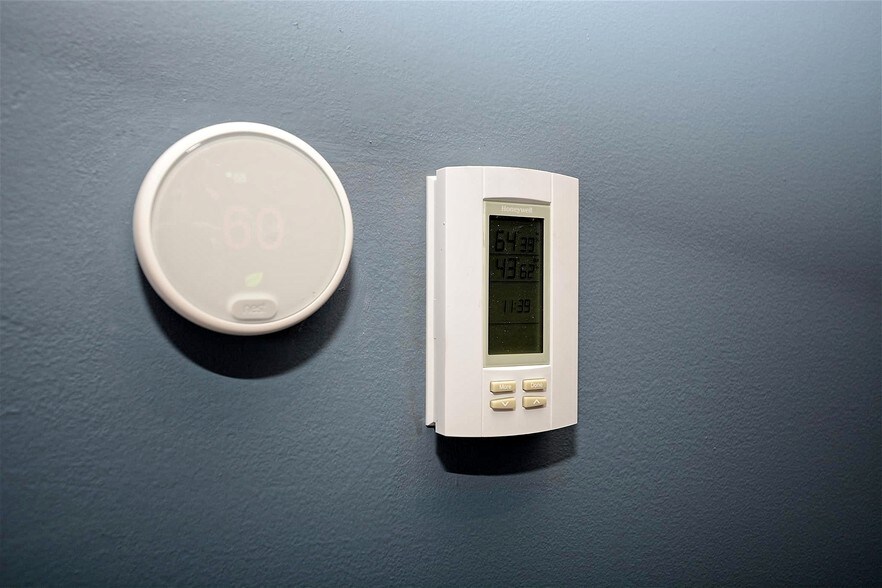 More Photos Of 512 Higgins Rd, Park Ridge Office For Lease