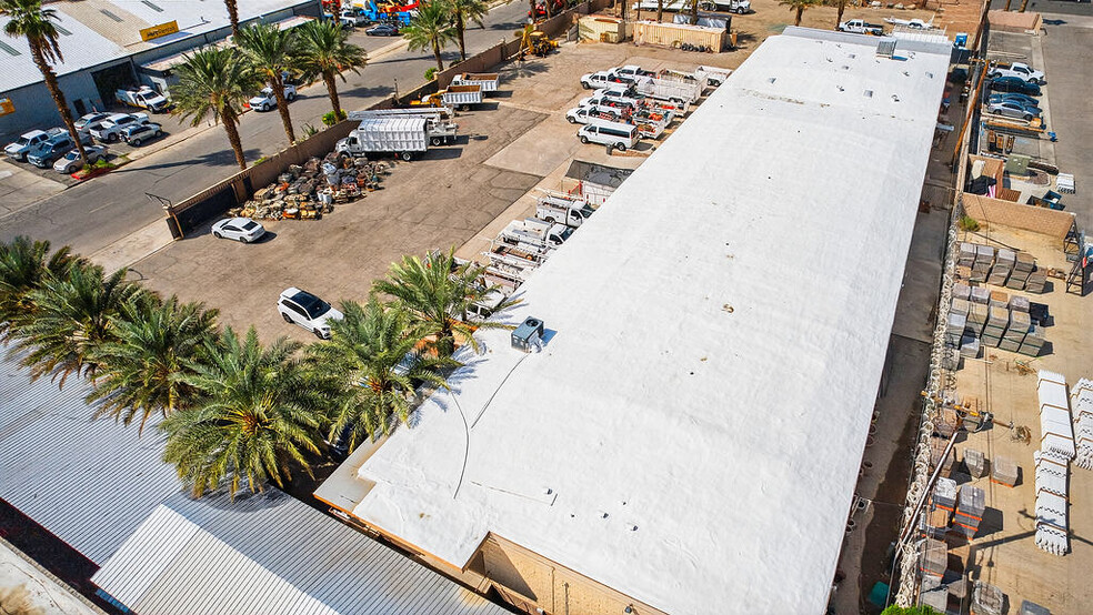 More Photos Of 81500 Industrial Pl, Indio Warehouse For Sale