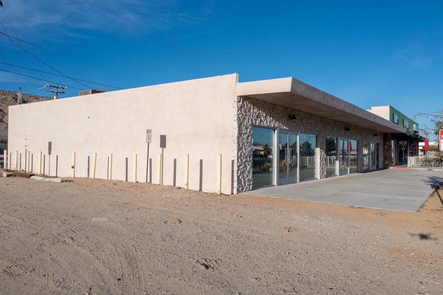 More Photos Of 55684 Twentynine Palms Hwy, Yucca Valley Freestanding For Sale