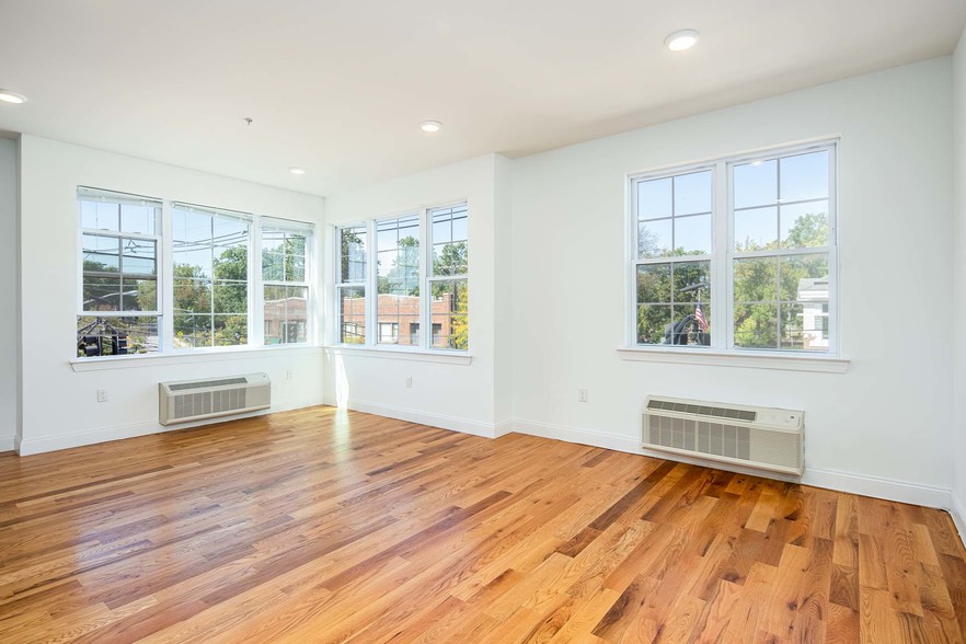 More Photos Of 1609-1611 Springfield Ave, Maplewood Apartments For Lease