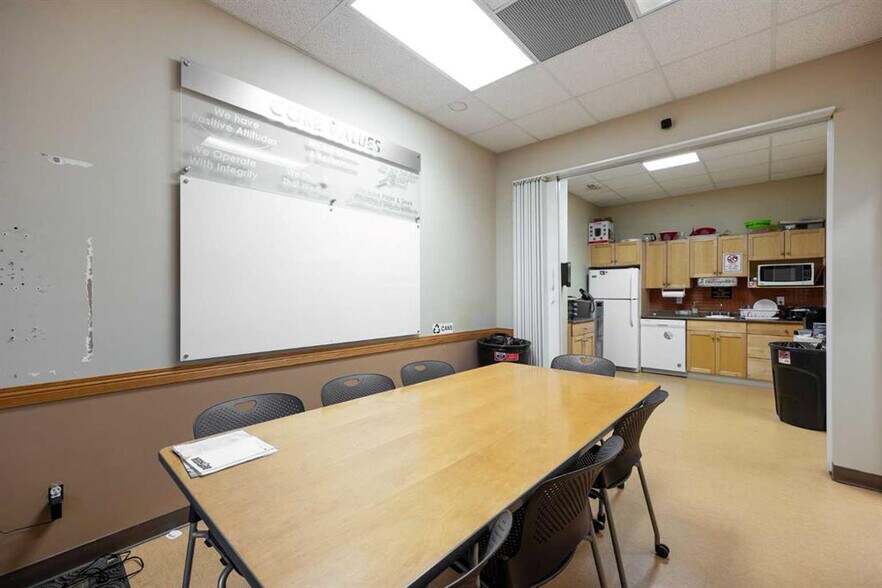 More Photos Of 195 Mackay Cres, Fort McMurray Warehouse For Sale