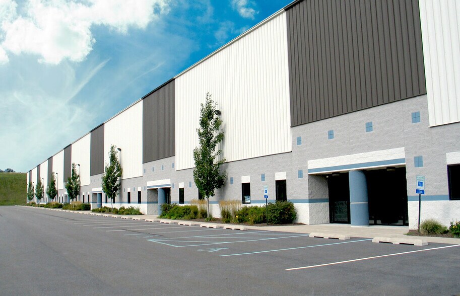 More Photos Of 195-221 Research Dr, Jenkins Warehouse For Lease