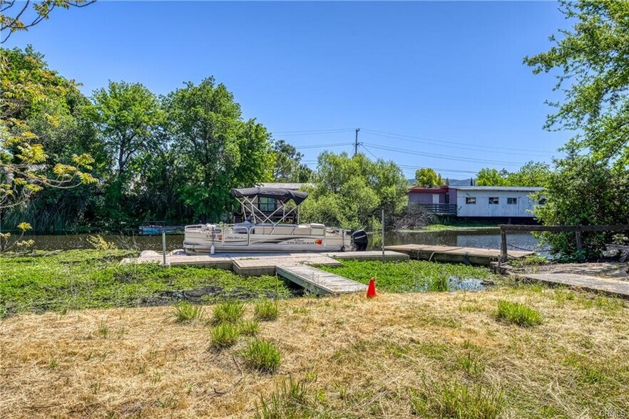 More Photos Of 12613 E Highway 20, Clearlake Oaks General Retail For Sale