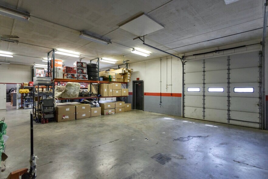 More Photos Of 510 W 28th St, Buena Vista Warehouse For Sale