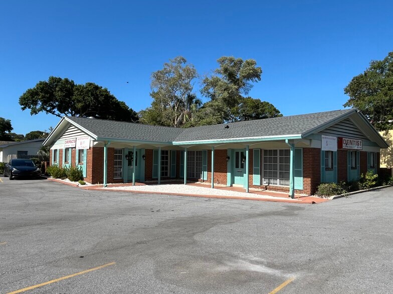 More Photos Of 6201 Dr Martin Luther King Jr St S, Saint Petersburg Medical For Sale