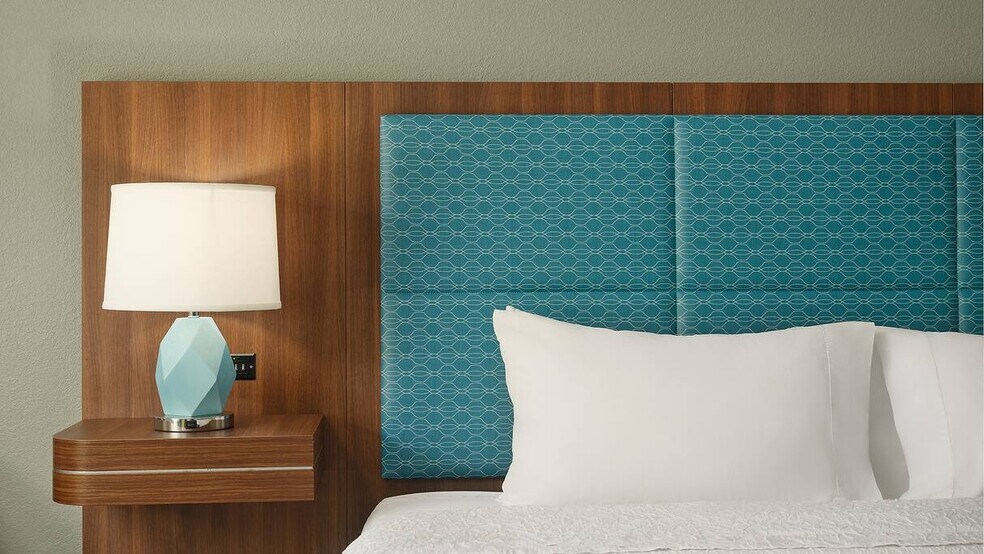 More Photos Of 68700 Highway 190 Service Rd, Covington Hotel For Sale