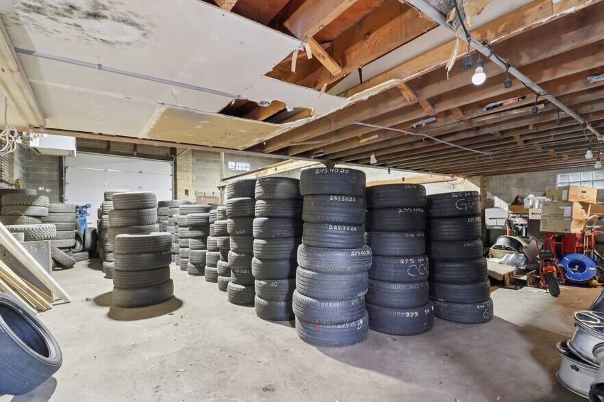 More Photos Of 417-421 Lake St, Maywood Storefront Retail Residential For Sale
