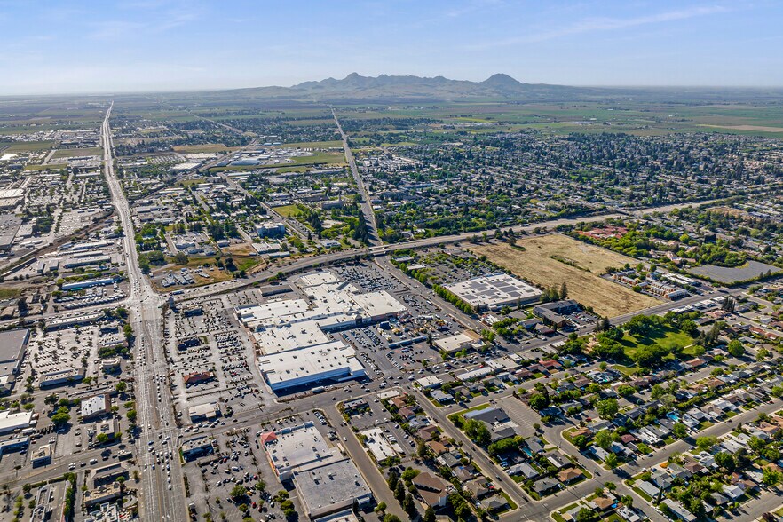 More Photos Of 1411 E Onstott Rd, Yuba City Land For Sale