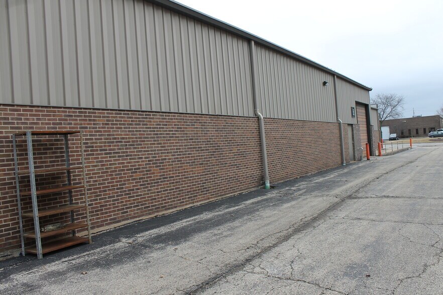 More Photos Of 1169 Lyon Rd, Batavia Manufacturing For Sale