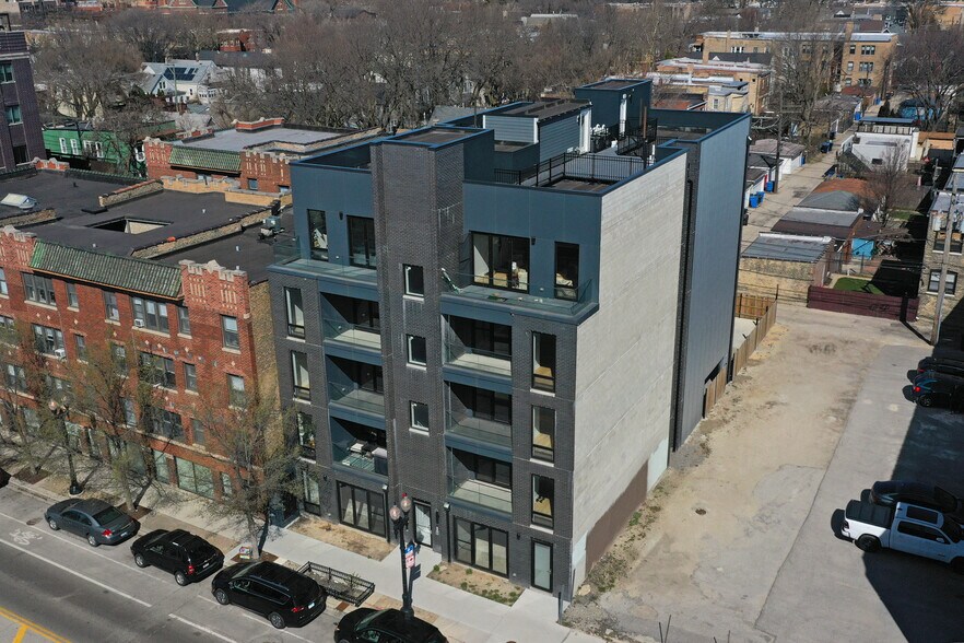 Primary Photo Of 2212 W Lawrence Ave, Chicago Apartments For Sale