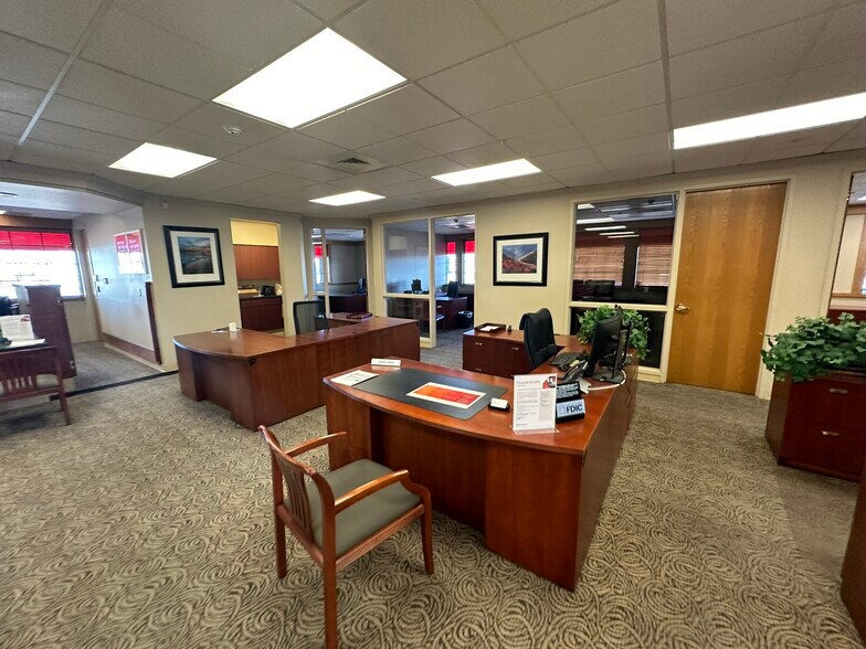 More Photos Of 4695 Quebec St, Denver Storefront Retail Office For Sale