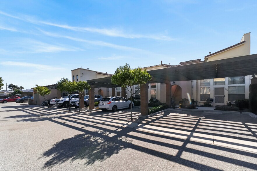 More Photos Of 1073 N Ventura Ave, Ventura Storefront Retail Residential For Sale