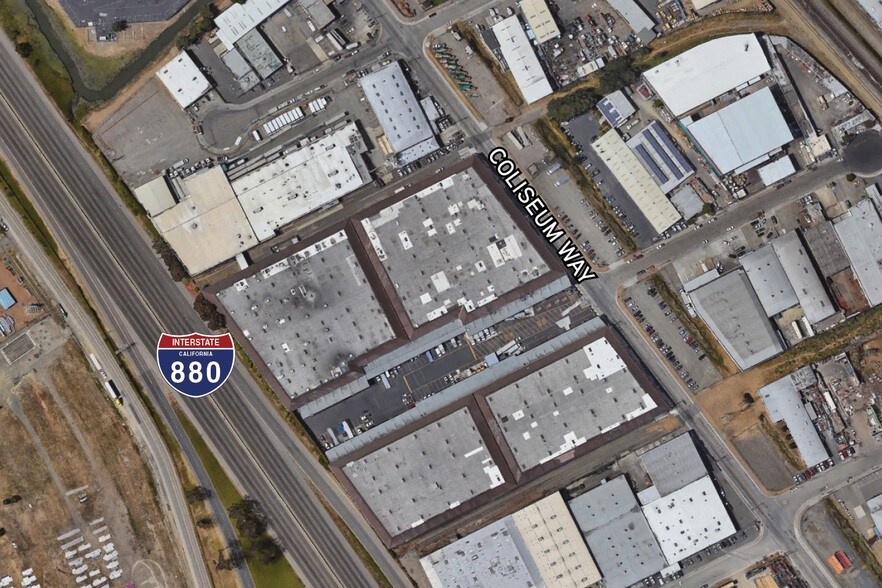 More Photos Of 6201 Coliseum Way, Oakland Warehouse For Lease