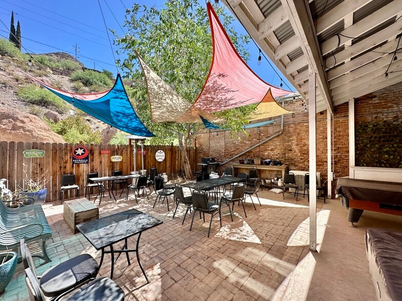 More Photos Of 163 Park Ave, Clifton Hotel For Sale