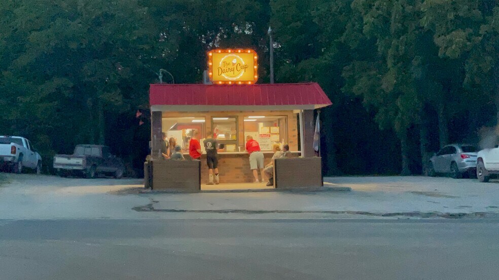 More Photos Of 440 W Main St, Lamoni Fast Food For Sale