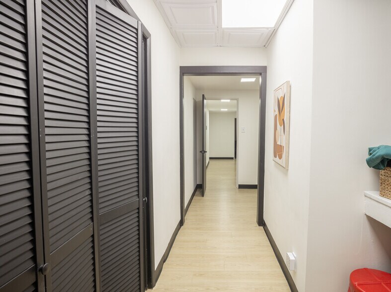 More Photos Of , Ardmore Office For Sale