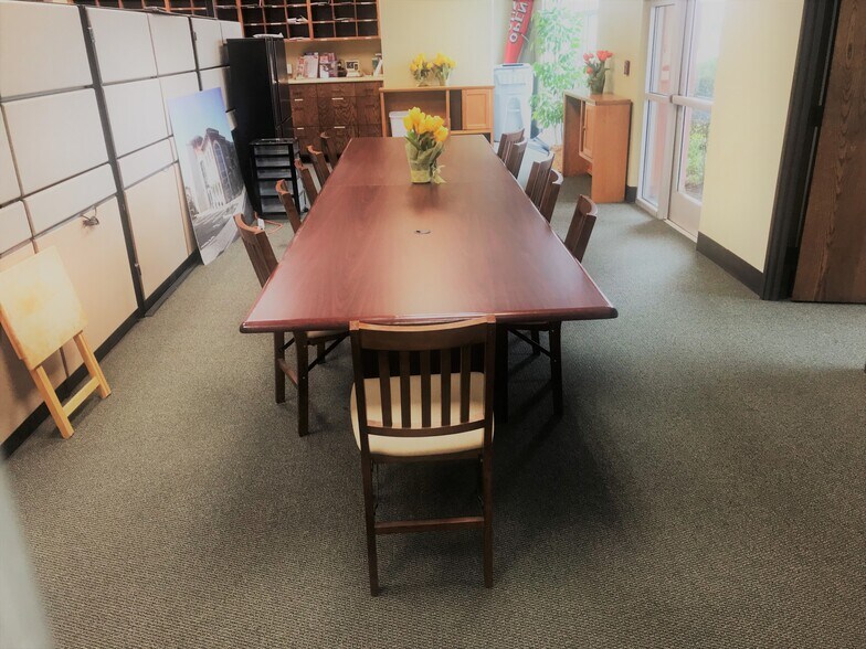 More Photos Of 1486 W 11th St, Tracy Coworking Space