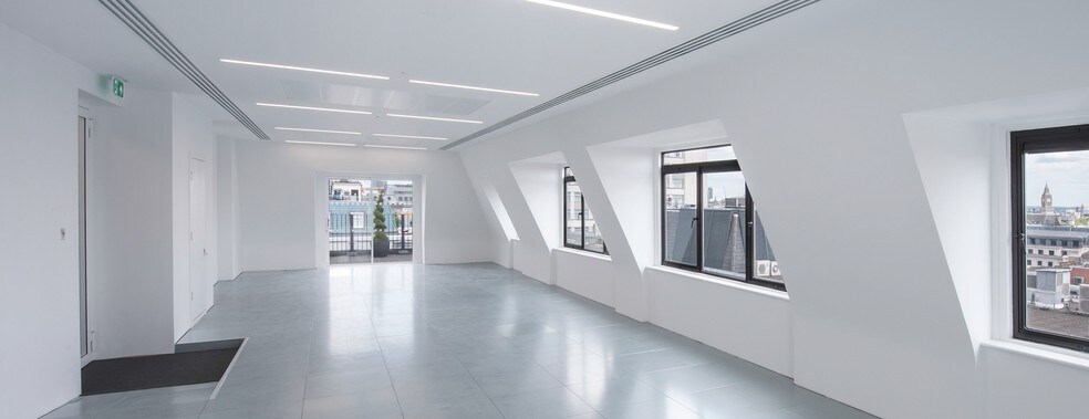 More Photos Of 54 Jermyn St, London Office For Lease