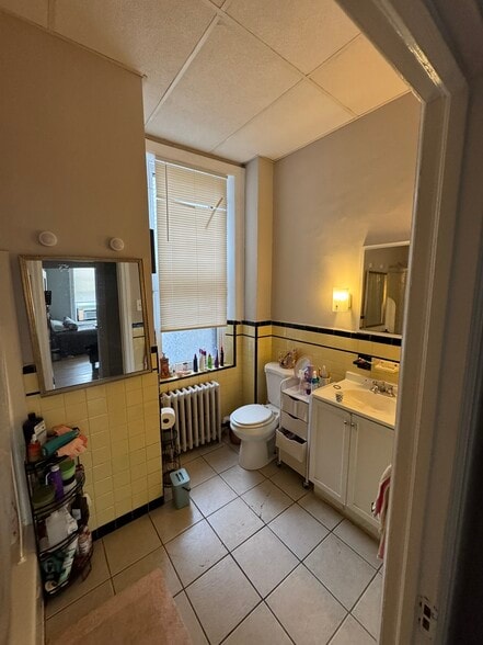 More Photos Of 1641 W Girard Ave, Philadelphia Office Residential For Sale