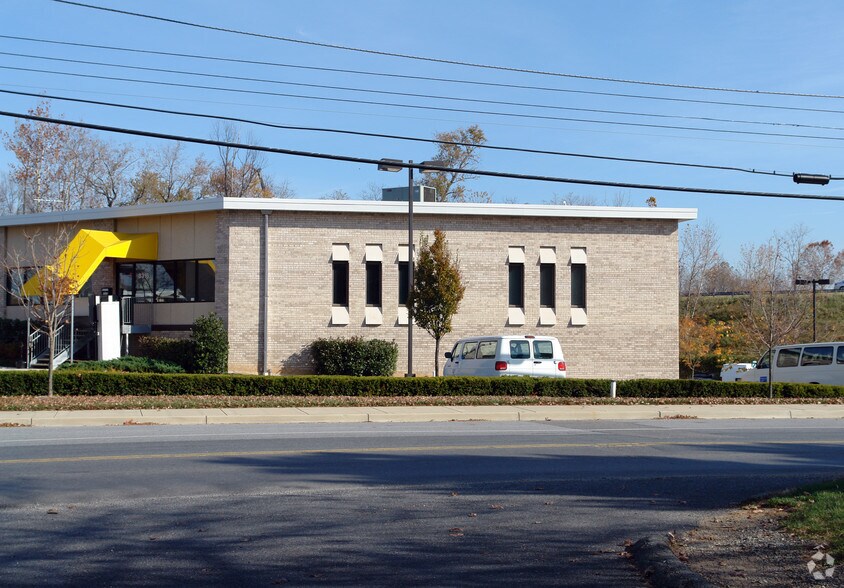 More Photos Of 8300-8340 Helgerman Ct, Gaithersburg Flex For Lease