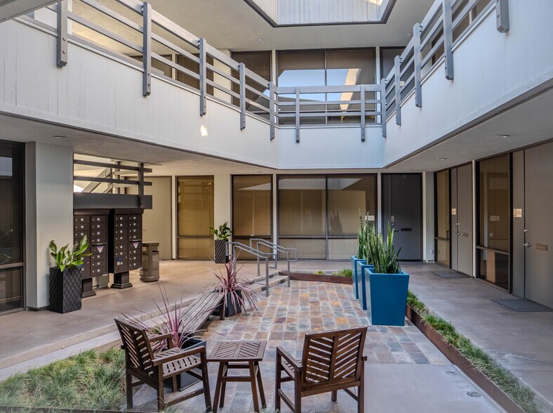 More Photos Of 2062 Business Center Dr, Irvine Unknown For Lease
