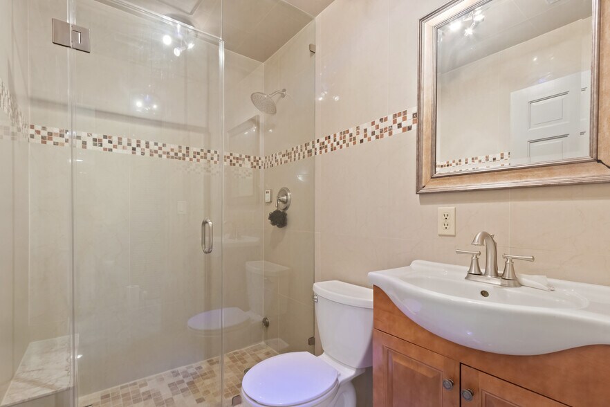 More Photos Of 6971 N Federal Hwy, Boca Raton Medical For Sale