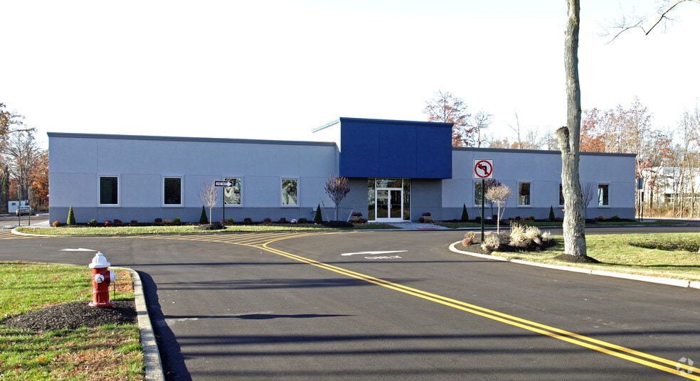Primary Photo Of 58-60 S Jefferson Rd, Whippany Warehouse For Lease