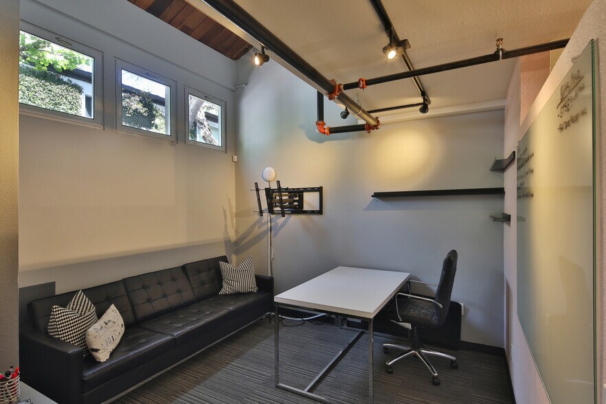 More Photos Of 775-793 Laguna Canyon Rd, Laguna Beach General Retail For Sale