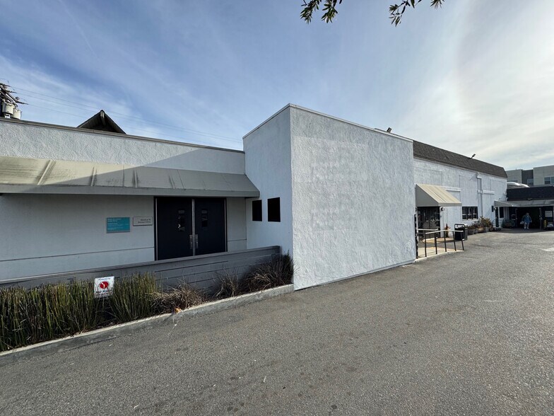 More Photos Of 1550 Superior Ave, Costa Mesa Medical For Sale