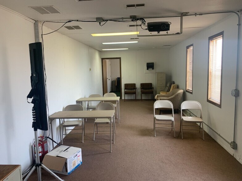 More Photos Of 535 S Simmons St, Stockton Manufacturing For Sale