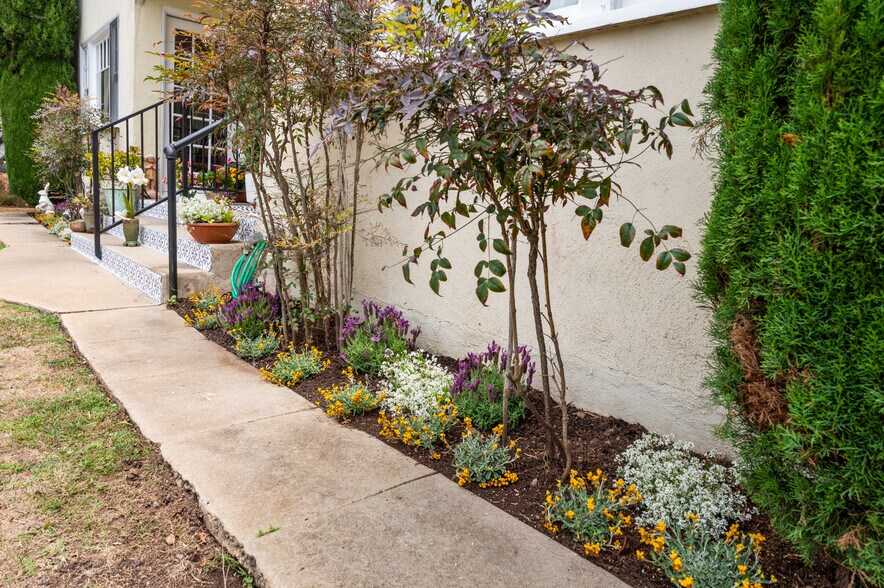 More Photos Of 1620 California Ave, Santa Monica Apartments For Sale