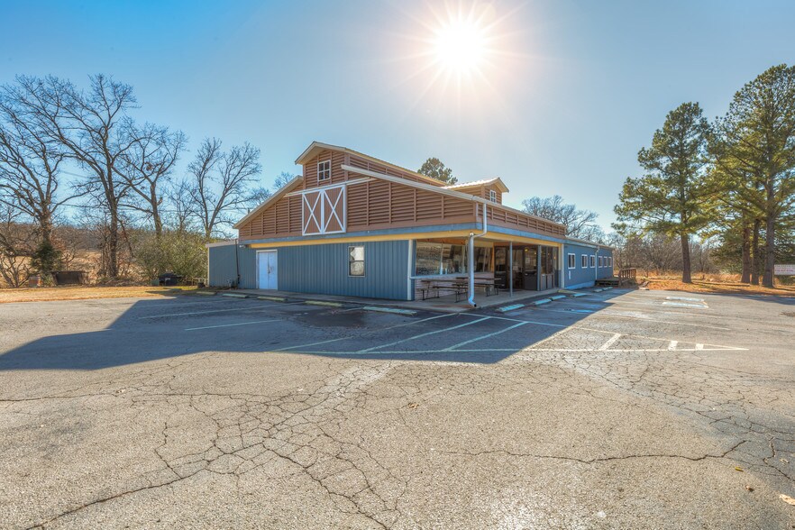 More Photos Of 29301 Hwy 82 Hwy, Park Hill Restaurant For Sale