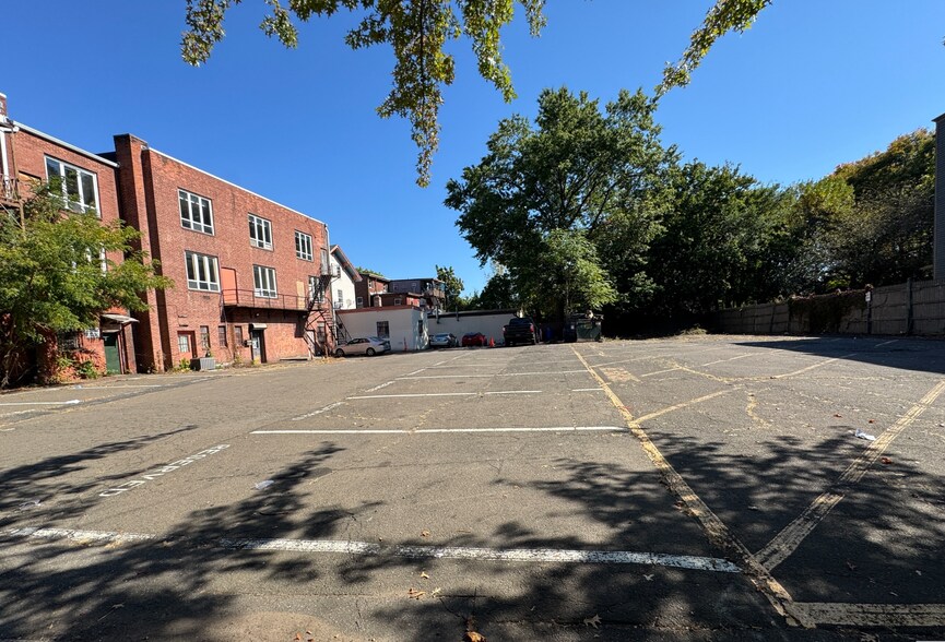 More Photos Of 376-384 Whalley Ave, New Haven Freestanding For Sale