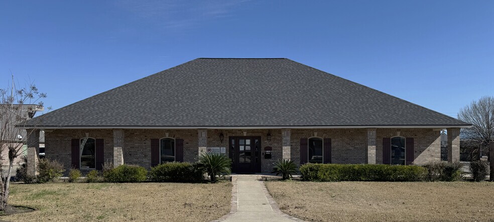 Primary Photo Of 1480 Cornerstone Ct, Beaumont Office For Sale
