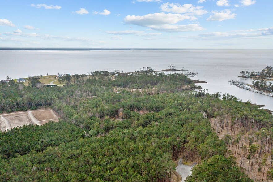 More Photos Of 604 Shorey Dr, Oriental Land For Sale