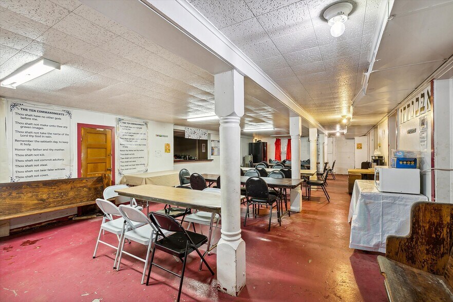 More Photos Of 3428 Littlejohn Ave, Fort Worth Religious Facility For Sale