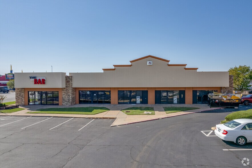 More Photos Of 8202-8278 E 71st St, Tulsa Unknown For Lease