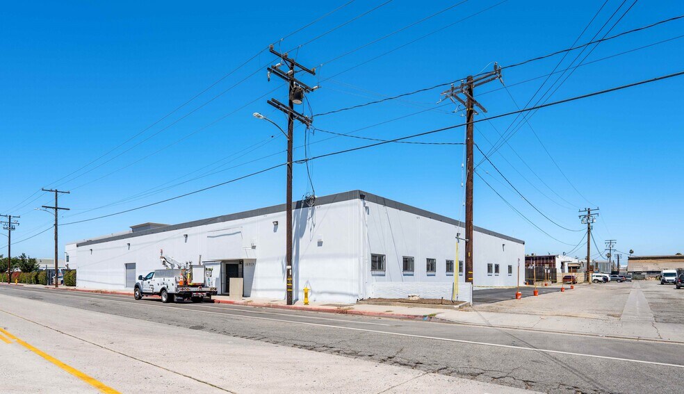 More Photos Of 15916 S Figueroa St, Gardena Warehouse For Sale