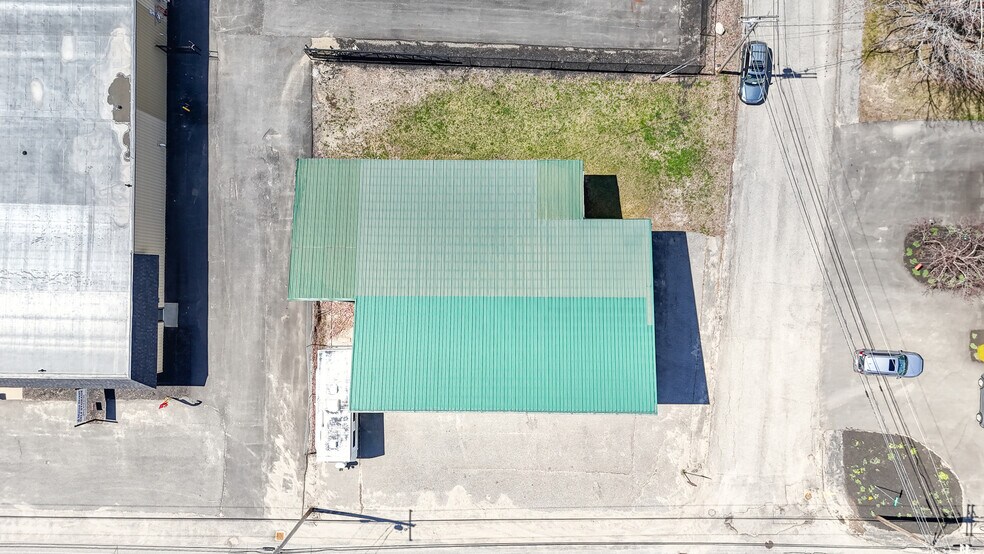 More Photos Of 74 Route 133, Winthrop Flex For Sale