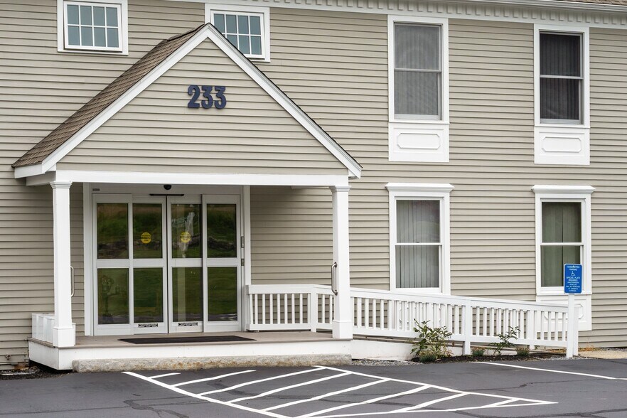 More Photos Of 233 Ayer Rd, Harvard Medical For Lease