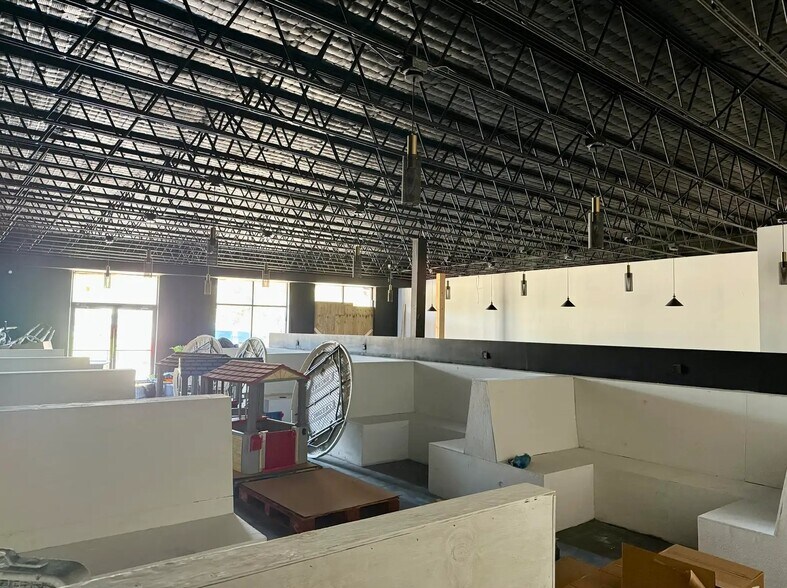 More Photos Of 8408 Scotland Ave, Baton Rouge Restaurant For Sale