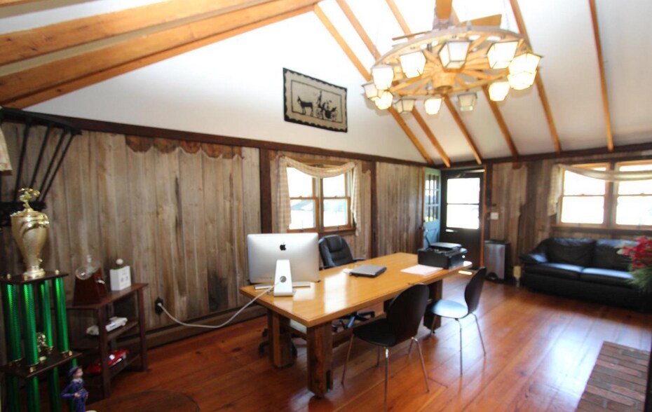 More Photos Of 19 West Ave, Woodstown Loft Creative Space For Sale
