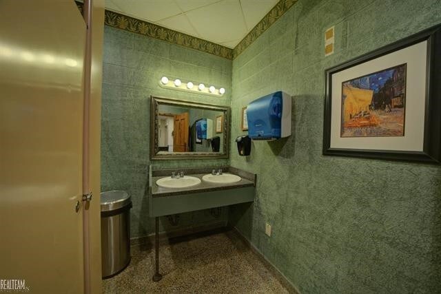 More Photos Of 24611 Gratiot Ave, Eastpointe Freestanding For Sale