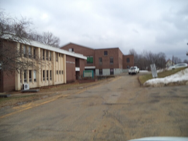 More Photos Of 10 School St, Allenstown Specialty For Sale