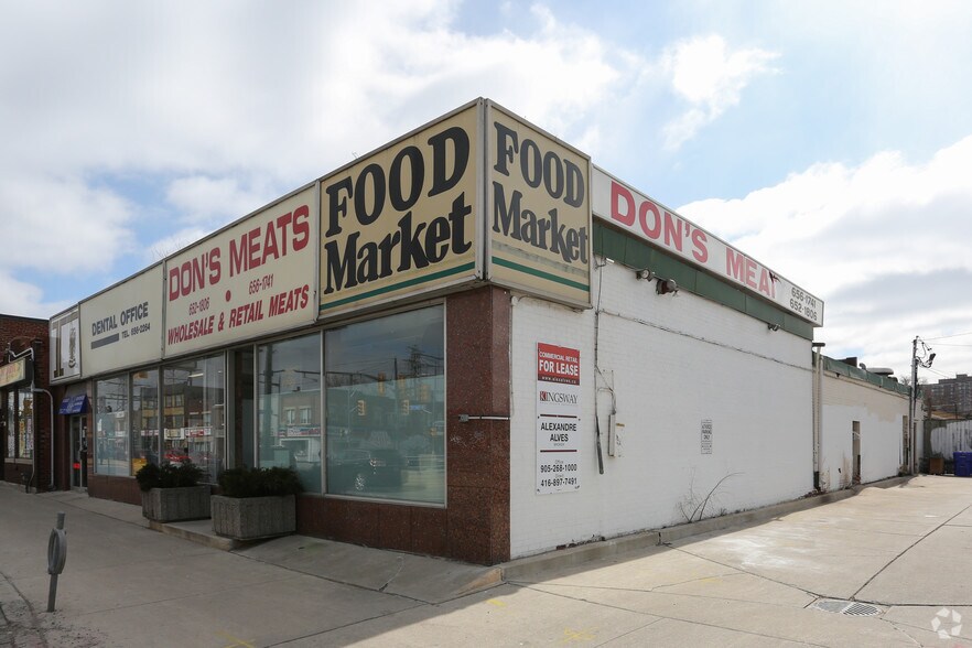 Primary Photo Of 1747-1749 St Clair Ave W, Toronto Storefront For Lease