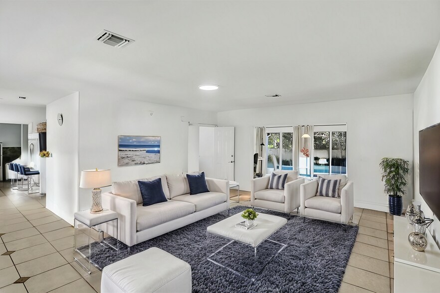 More Photos Of 76 NE 49th St, Miami Apartments For Sale