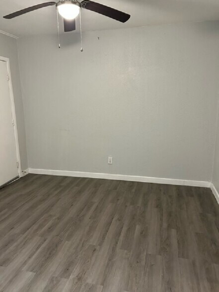 More Photos Of 1301 Pine St, Texarkana Apartments For Sale