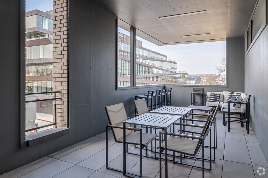 More Photos Of 307 S Main St, Bentonville Office For Lease