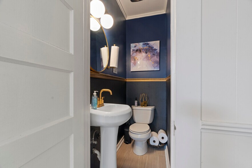 More Photos Of 841 S Cooper St, Memphis Coworking Space